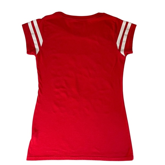 I Survived Shark Week Graphic T-Shirt Red Youth XL 15/17 Funny Tee Discovery - Picture 2 of 4